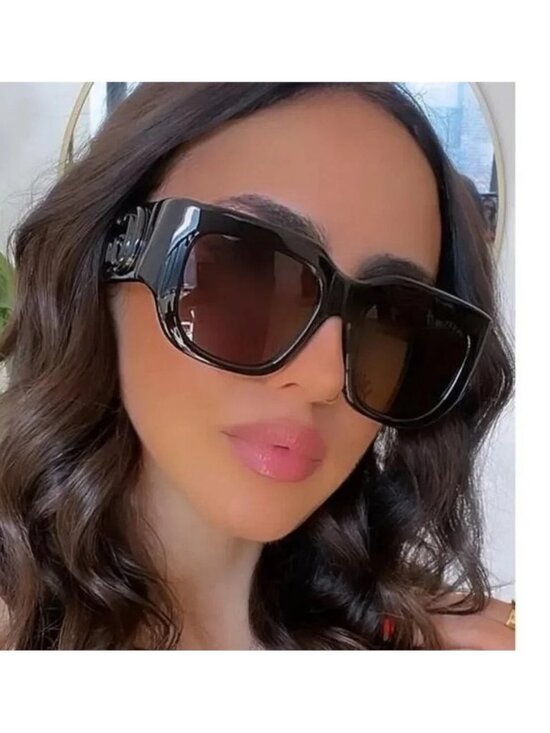 New 100% Authentic Gucci Grey Square Ladies Sunglasses GG1545S 001 main image 2